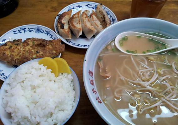 餃子飯店１